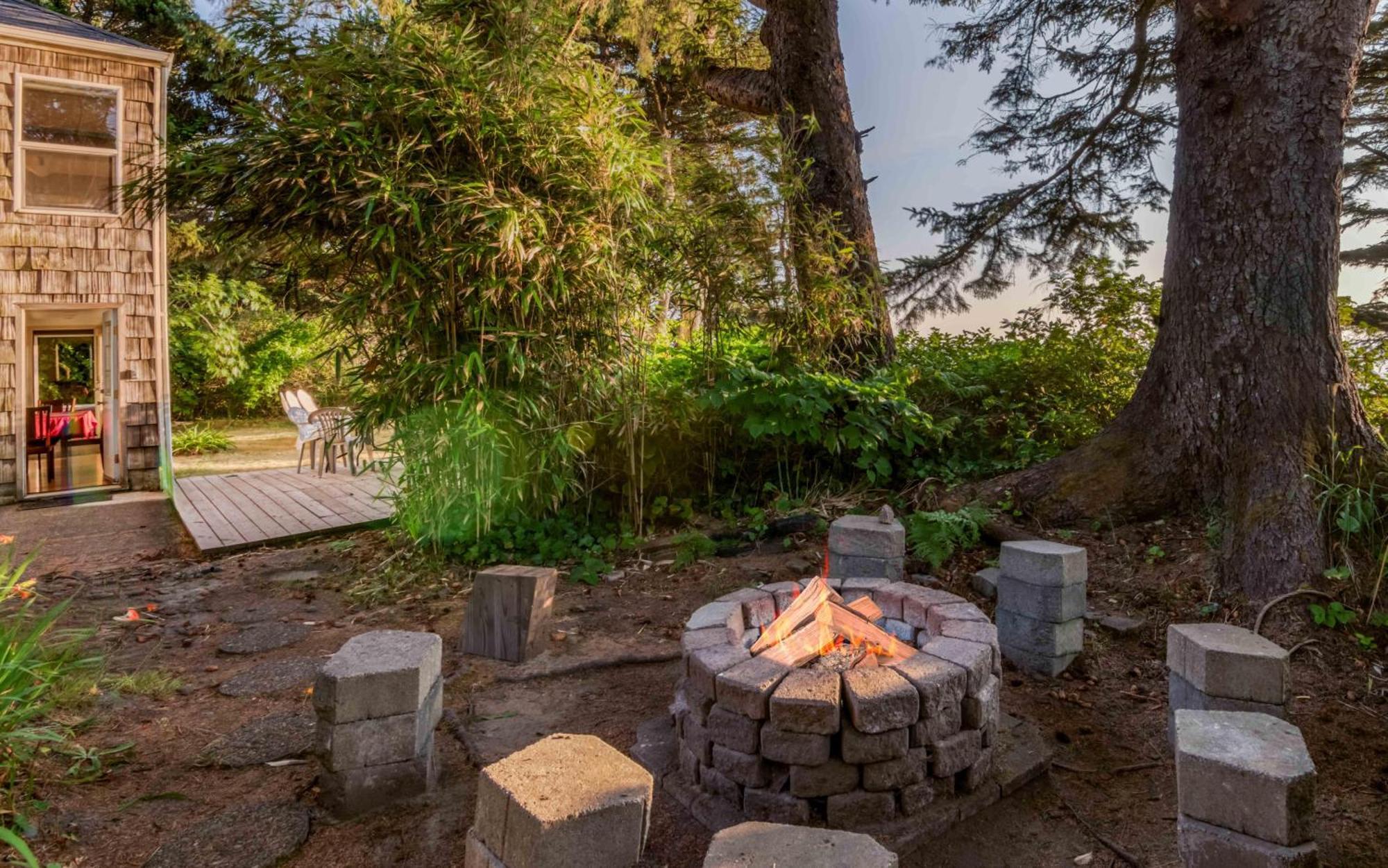 Agate Beach Oceanfront Lodge Нюпорт Екстериор снимка